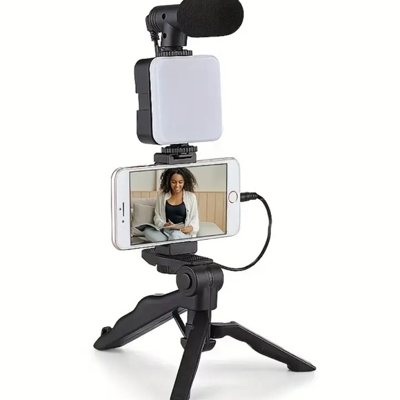 🐝 ZeeZee2000s Share Show - Picture 12 of 16